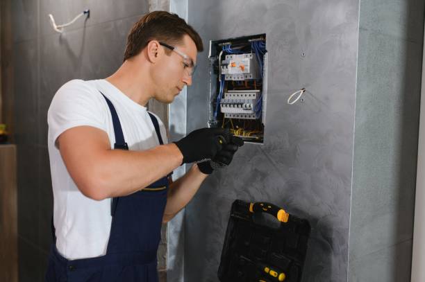Best Electrical Outlet Repair  in Dubuque, IA